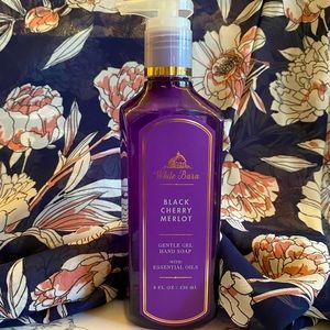 White Barn Black Cherry Merlot Hand Soap